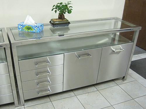 Silver Star Metal Fabricating Inc. - Stainless Steel Residential Cabinet With Glass & Mirror Trim